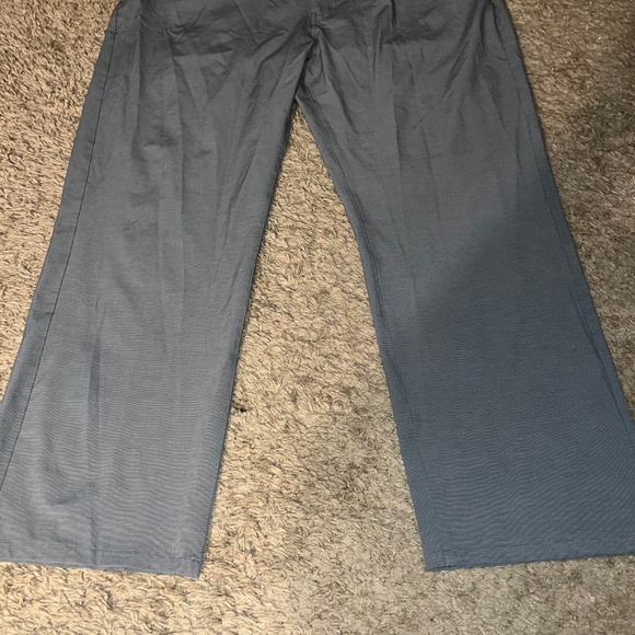 Callaway Men’s Grey Dress Pants 44x30 - Picture 2 of 6